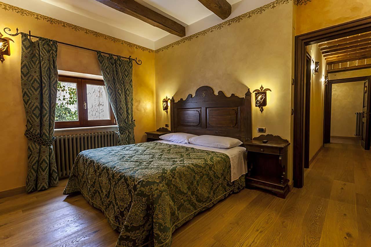 Hotel Guerrinuccio Челано Екстериор снимка