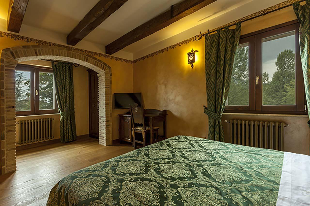 Hotel Guerrinuccio Челано Екстериор снимка