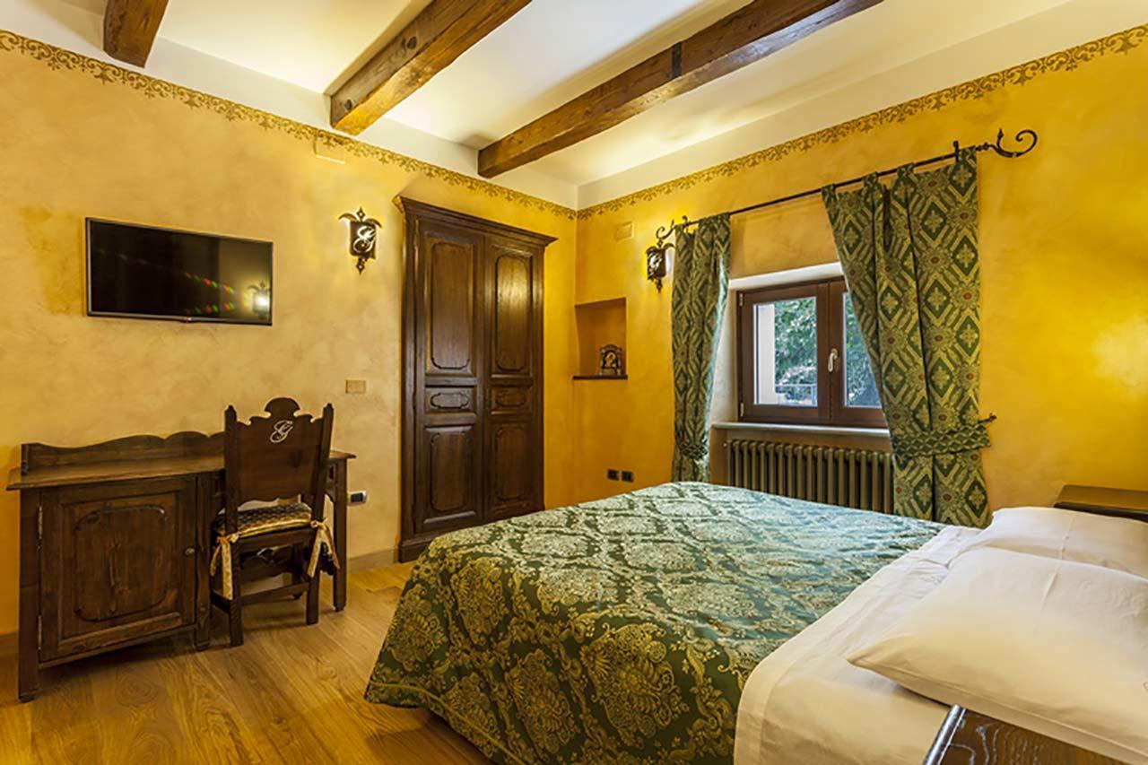 Hotel Guerrinuccio Челано Екстериор снимка